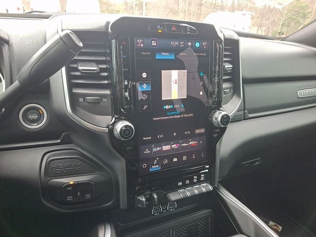 2025 RAM 3500 Big Horn Crew Cab 4x4 8' Box