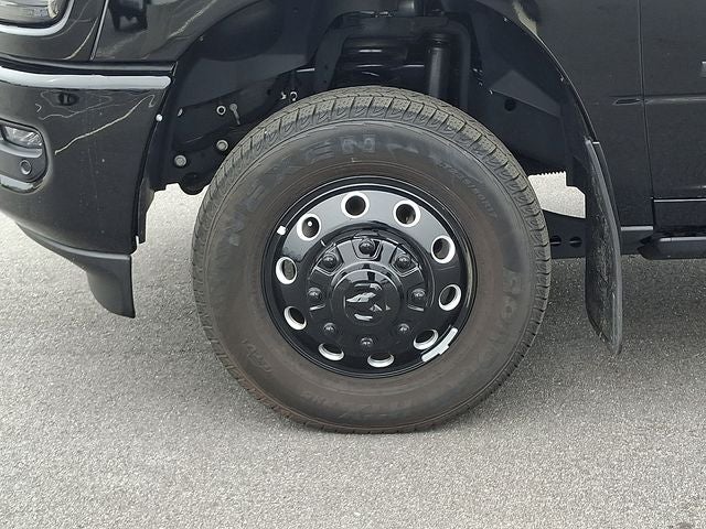 2025 RAM 3500 Big Horn Crew Cab 4x4 8' Box