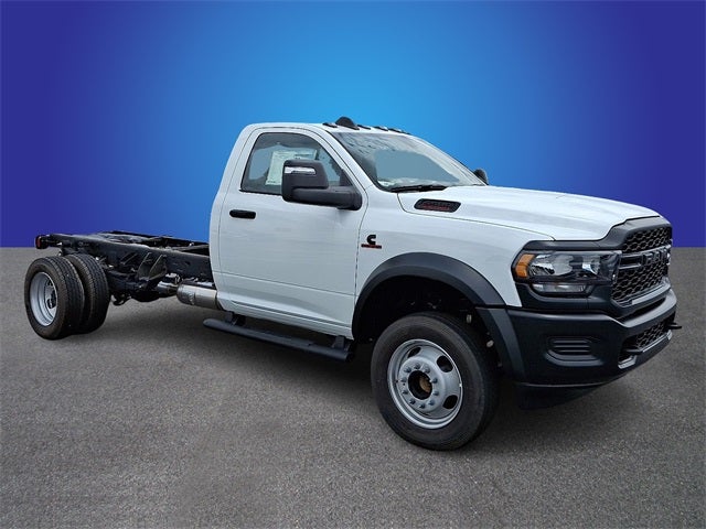 2024 RAM 5500HD Tradesman/SLT