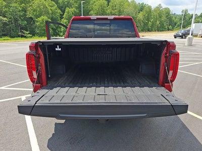 2024 GMC Sierra 1500 4WD Crew Cab Short Box SLT
