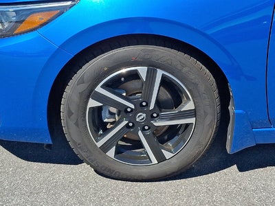 2024 Nissan Sentra SV Xtronic CVT