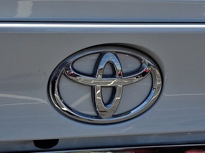 2022 Toyota C-HR XLE