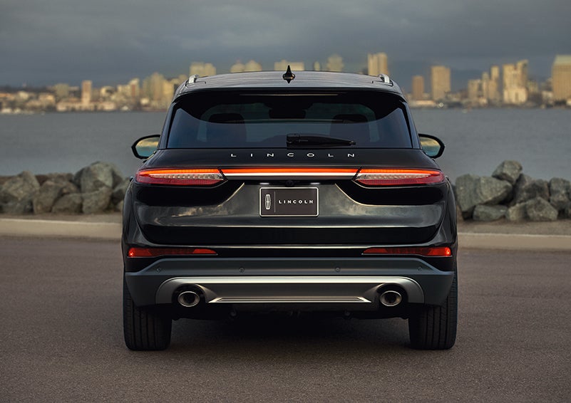 The rear lighting of the 2024 Lincoln Corsair® SUV spans the entire width of the vehicle. | Randy Marion Lincoln in Statesville NC