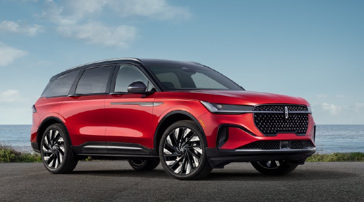 A 2026 Lincoln Nautilus® Reserve model is shown with the stylish available Jet Appearance Package. | Randy Marion Lincoln in Statesville NC