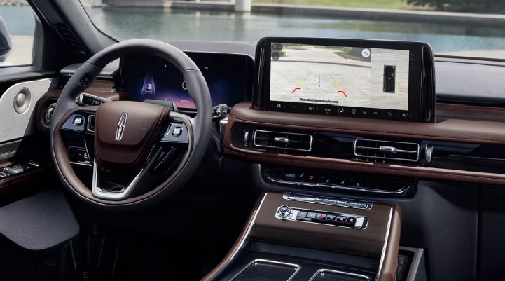 The backup camera of the 2027 Lincoln Aviator® SUV is displayed on screen. | Randy Marion Lincoln in Statesville NC