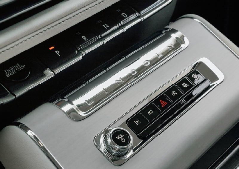 The piano key gear selector of a 2027 Lincoln Aviator® Back Label™ SUV. | Randy Marion Lincoln in Statesville NC